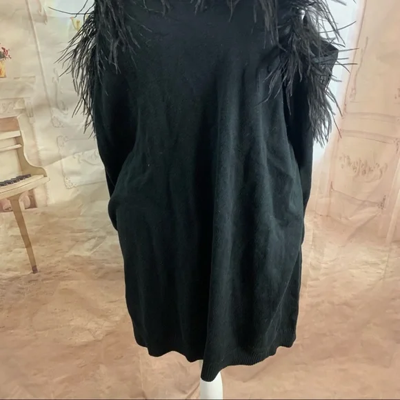 NEW Eloquii Cold Shoulder Sweater with Feather Trim Sweater - Picture 4 of 11